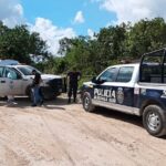 Hallan a una persona sin vida en callejón de terracería en la SM 252