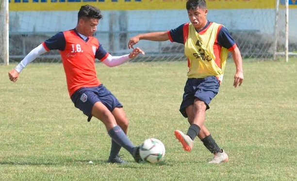 Chetumal: Entrenan al máximo para ganarse un lugar en el cuadro titular de Campeche FC