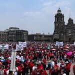 Marchan en CDMX por el Día Internacional del Trabajo