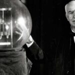 UN DIA COMO HOY PERO DE 1879 THOMAS ALVA EDISON REALIZA CON EXITO LA BOMBILLA