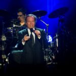 El contrato secreto de Julio Iglesias con el abogado del poder de México: Islas Vírgenes, Andorra y hoteles de lujo para una fiesta de cumpleaños