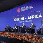 Expertos analizan el cambio en el orden internacional en la Cumbre de Medios Turquía-África