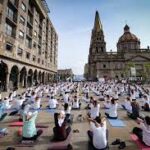 SE UNE JALISCO A CELEBRACIONES POR EL DÍA INTERNACIONAL DEL YOGA