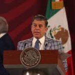 Gobierno de México exhibe a funcionarios que ganan más que el presidente