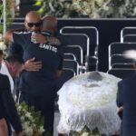 Asisten más de 200 mil  para despedir a Pelé