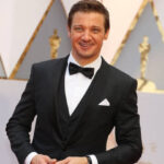 Dan alta médica al actor Jeremy Renner