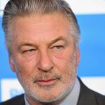 Alec Baldwin será acusado de homicidio involuntario por disparar en el rodaje "Rust"