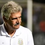 Suena Ricardo Ferretti para dirigir al Cruz Azul