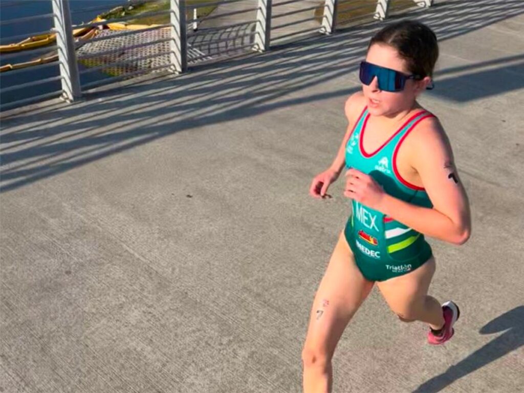 Jimena de la Peña se llevó la medalla de oro en el Campeonato Panamericano Junior de Triatlón