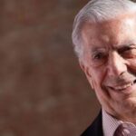 ¡Preocupacióin!  Mario Vargas Llosa vuelve a contagiarse de COVID-19