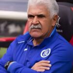 "¡Escándalo en el fútbol! El enojo incontrolable de Tuca Ferretti al enfrentar acusaciones de ausencias secretas en Cruz Azul ¡Te dejará sin palabras!"