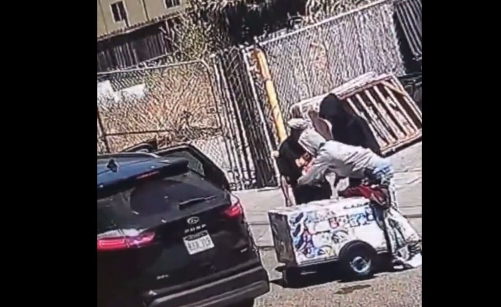 ¡Increíble solidaridad! Descubre cómo esta comunidad apoya al valiente abuelito asaltado en Oakland