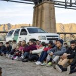 México llega a un acuerdo con Estados Unidos para deportar a migrantes de sus ciudades fronterizas mientras un alcalde advierte que su ciudad está en “un punto de quiebre”