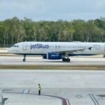 Aterriza el primer vuelo de Jet Blue en el Aeropuerto Internacional de Tulum