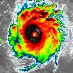 Beryl Toca Tierra en Isla Carriacou Como Categoría 4 y Se Debilitará al Acercarse a México