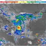 Dos ondas tropicales afectarán a México