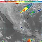 Frente frío trae nevadas al norte de Baja California