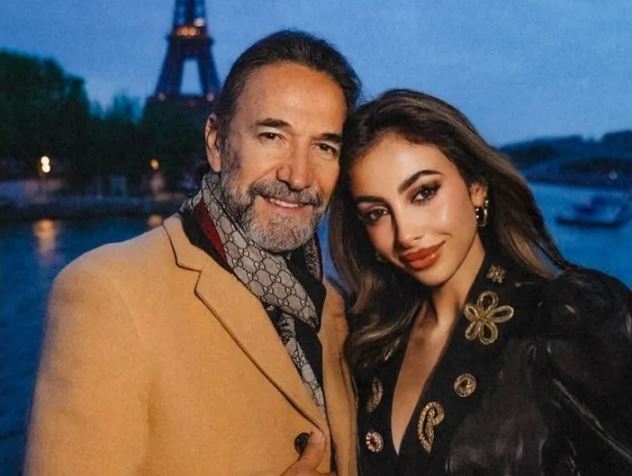 Mar, hija de Marco Antonio Solís, se quita el apellido de su papá