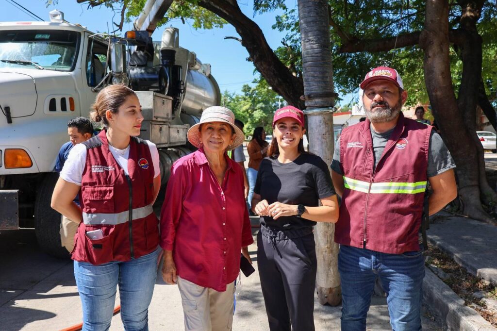 Supervisa Ana Paty Peralta desazolve de pozos en Cancún