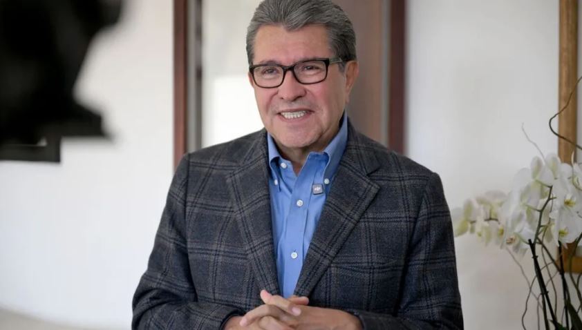 Monreal destaca importancia de la formación de líderes para la política de México