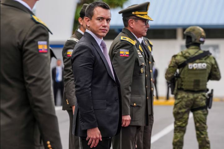 Ecuador declaró que el Estado se encuentra en “alerta máxima” ante las amenazas de atentados contra el presidente Noboa