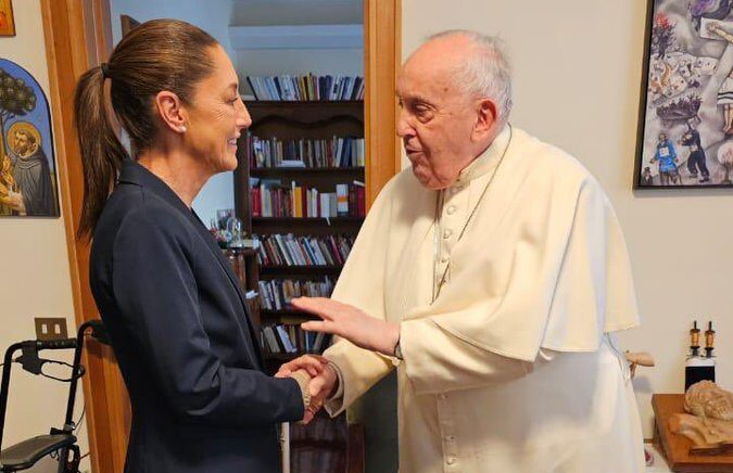 “Muere un gran humanista”: lamenta Claudia Sheinbaum el fallecimiento del Papa Francisco