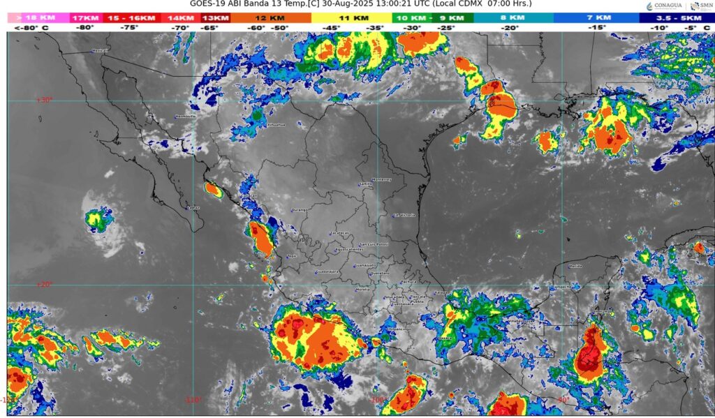 Monzón y ondas tropicales provocan lluvias intensas