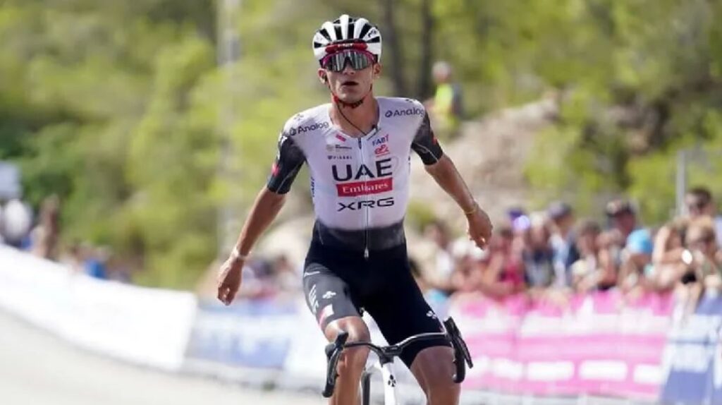 Isaac del Toro finaliza en el top 5 de la Clásica de San Sebastián