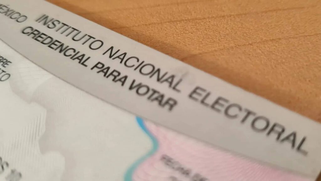 INE actualiza la credencial para votar con mayor seguridad y tecnología