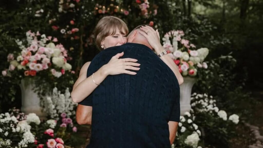 Google celebra el compromiso de Taylor Swift y Travis Kelce con un truco secreto en el buscador