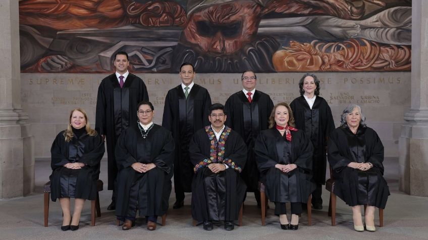 SCJN publica primera foto de los 9 nuevos ministros; Hugo Aguilar, Lenia Batres y Yasmín Esquivel, al centro