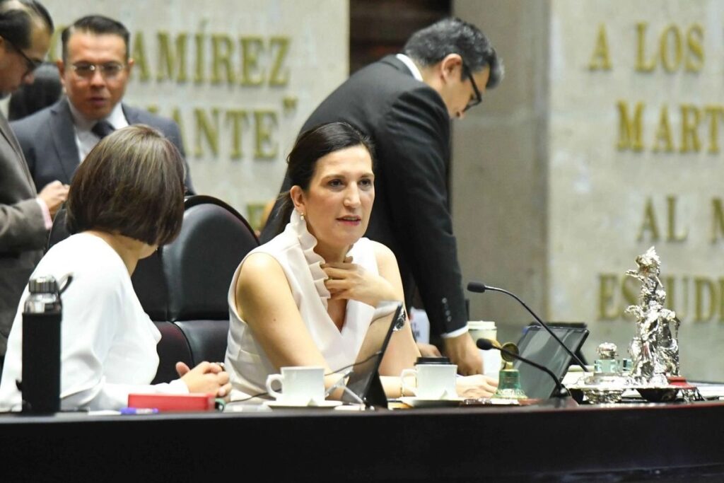 Aceptan diputados de Morena que Kenia López presida la Mesa Directiva