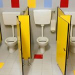 SEP cambiará reglas de baños en escuelas para mayor seguridad y privacidad