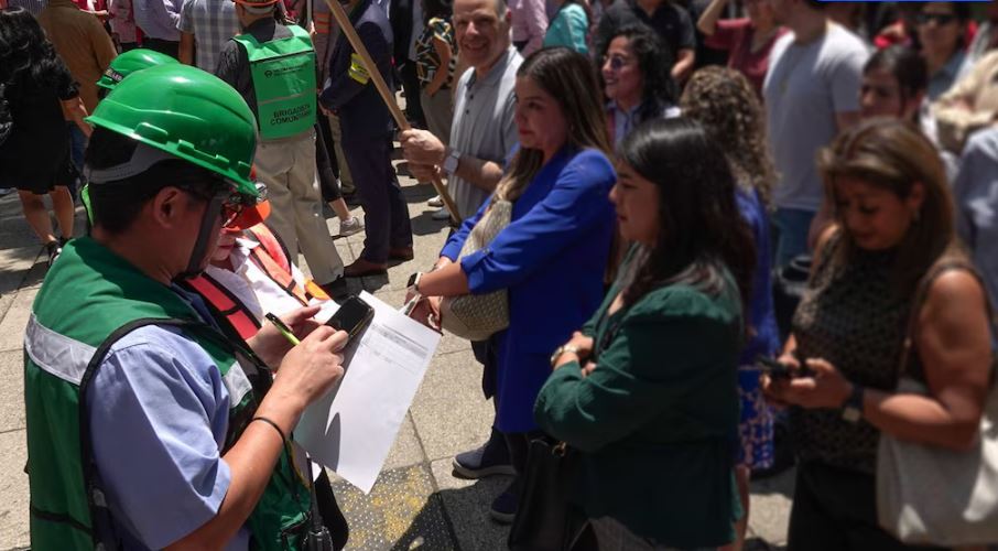 Simulacro Nacional 2025 y suena alerta sísmica en celulares