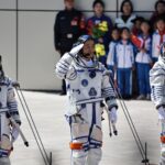 Astronautas chinos completan su cuarta caminata espacial en la misión Shenzhou-20
