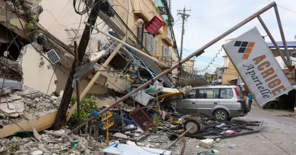 Suman 69 fallecidos por terremoto en Filipinas; SRE contacta a mexicanos y ofrece asistencia