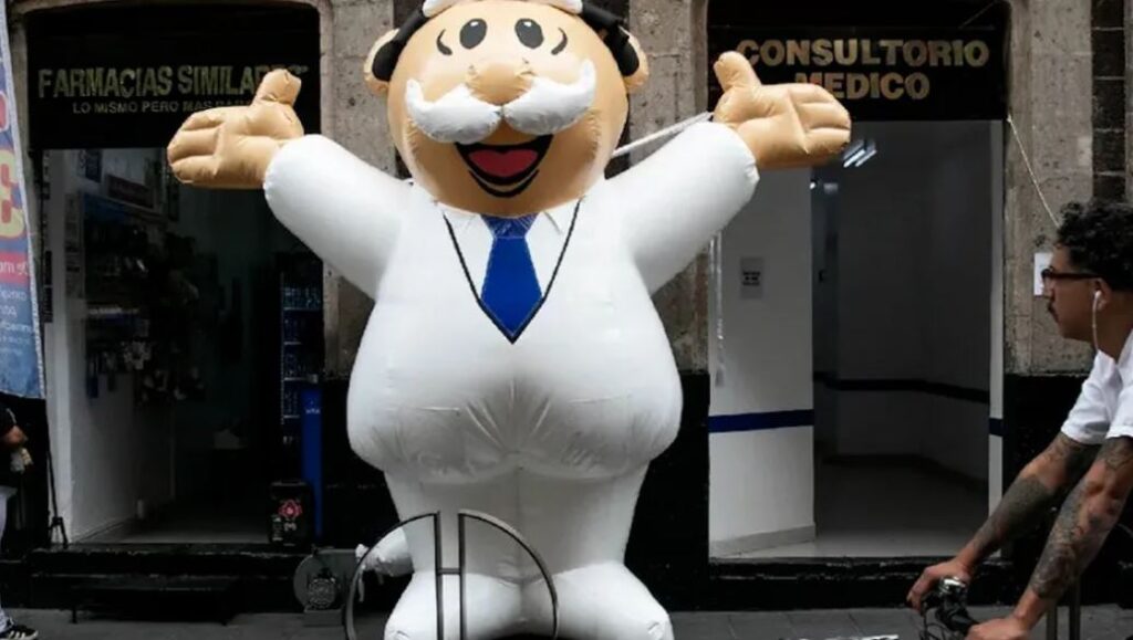 Farmacias Similares crece más en Estados Unidos; apunta ahora hacia Texas y California