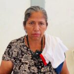 Huye de su casa por las lluvias, dejó atrás a su esposo e hijo