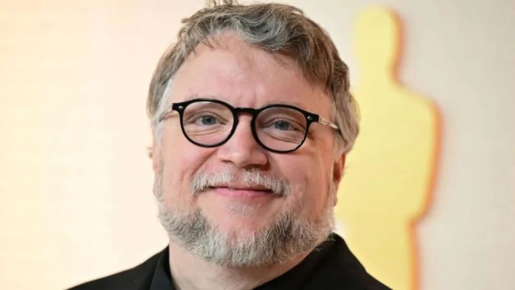 Guillermo del Toro vuelve a arremeter sobre los «tiempos peligrosos» de la Inteligencia Artificial