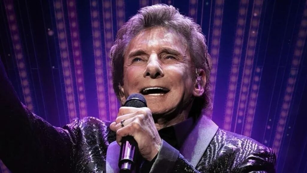 Cantante Barry Manilow, conocido por el éxito ‘Copacabana’, revela que tiene cáncer de pulmón; pospone conciertos