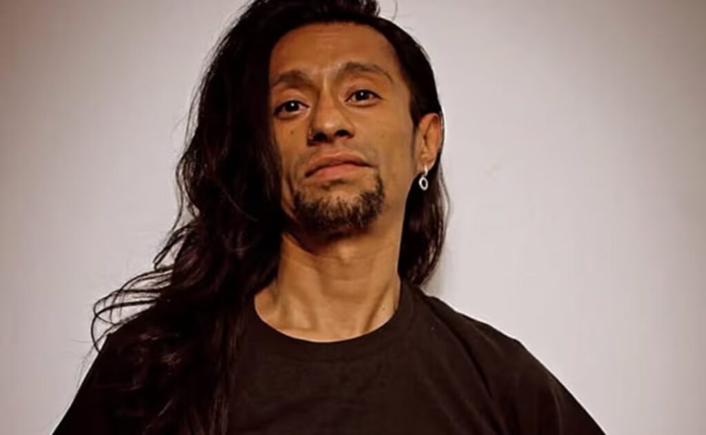 José Alberto Patiño, ganador del Ariel 2025, vive en un albergue por falta de recursos