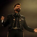 Operan de emergencia a Alejandro Fernández, se encuentra en recuperación