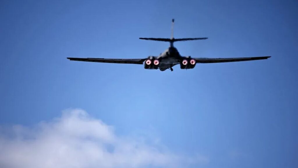 España cierra su espacio aéreo a aviones de Estados Unidos que participan en guerra de Irán