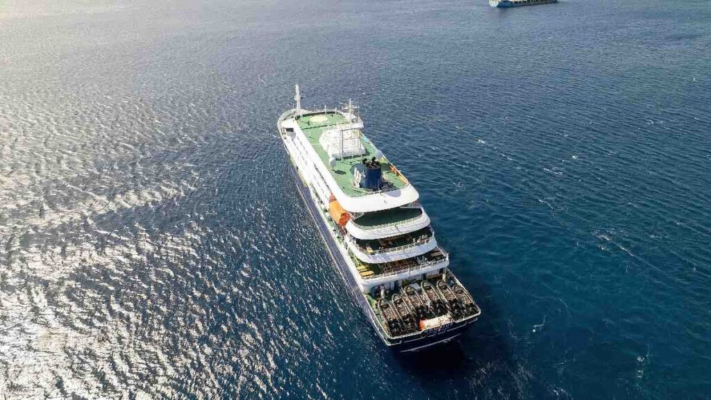 OMS descarta riesgo elevado por hantavirus en crucero con tres muertos