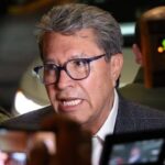 Monreal desmiente congelamiento de cuenta bancaria difundido en redes