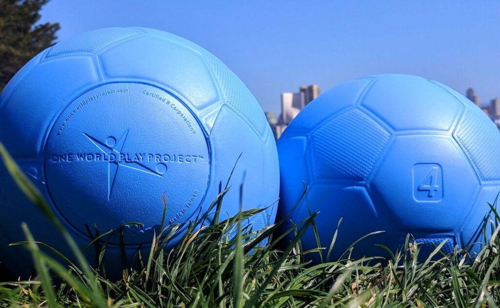 Desaparecen más de 15 mil balones imponchables donados a niños de escasos recursos