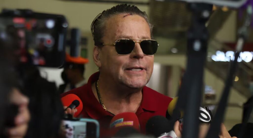 Alfredo Adame explota e insulta a reportera tras ser cuestionado sobre si es misógino y hômôfôbô