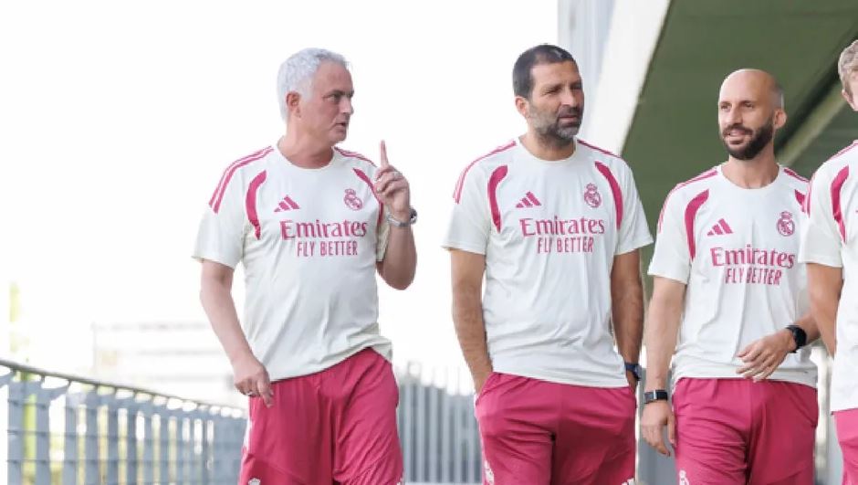 José Mourinho inicia su segunda etapa en el Real Madrid: «Es la responsabilidad y honor de trabajar para el club»