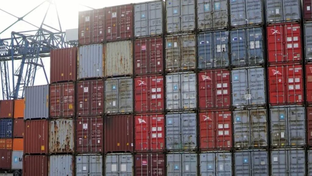 Impondrá Canadá aranceles de 15 a 50% a productos de Estados Unidos