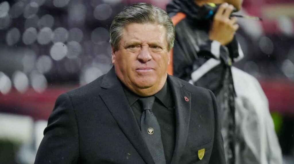 Miguel Herrera lanza duro comentario sobre el arbitraje: «Lo único que pido es que el criterio sea parejo»
